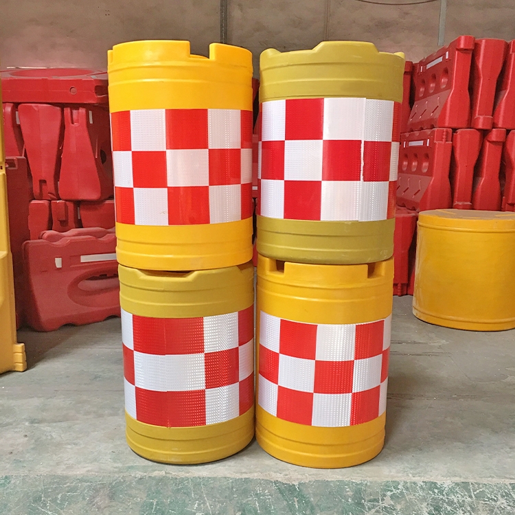 ylt-138-全新吹塑注沙防撞桶-消能桶-广州壹路通交通设施有限公司